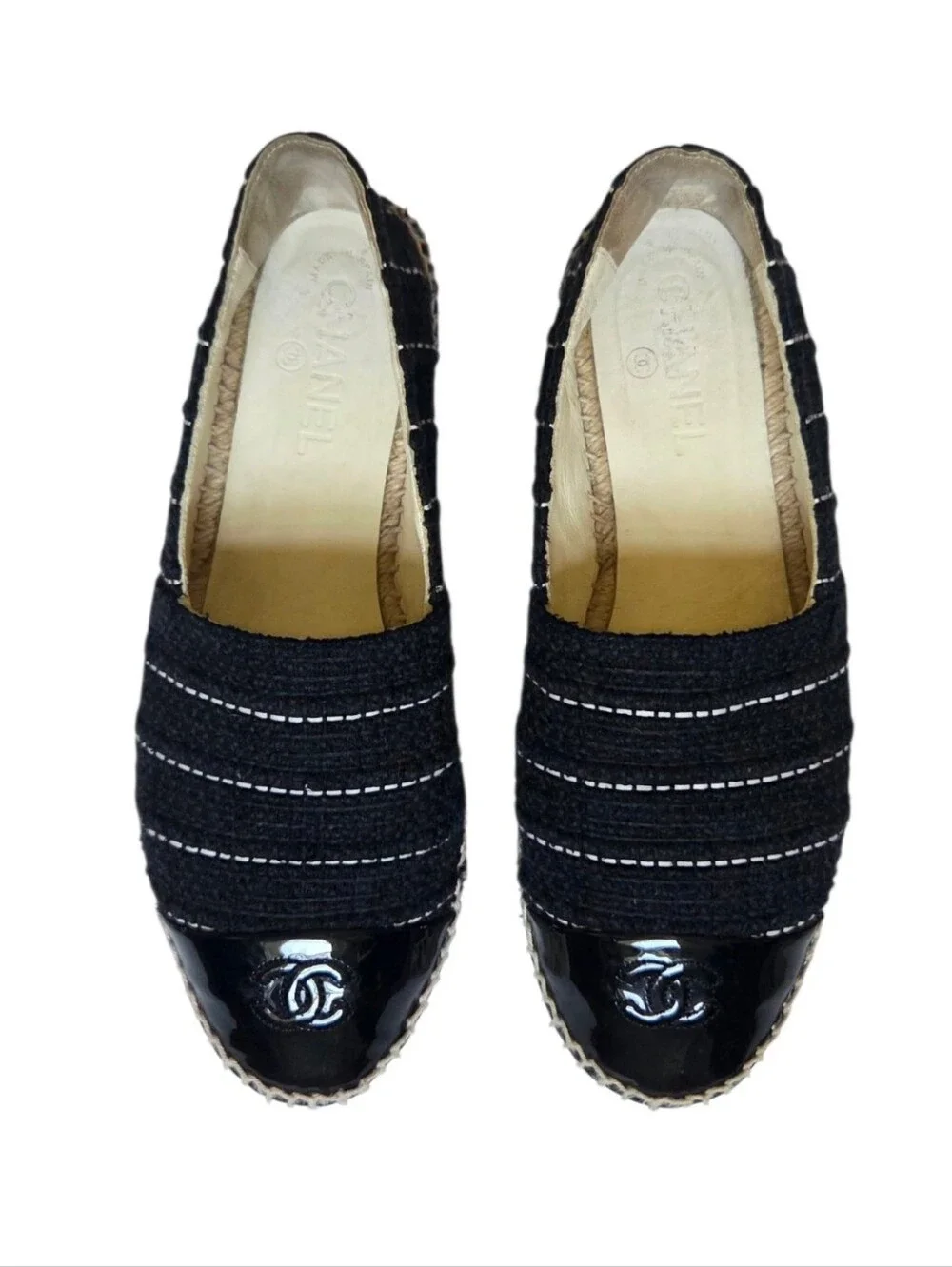 CHANEL standout version